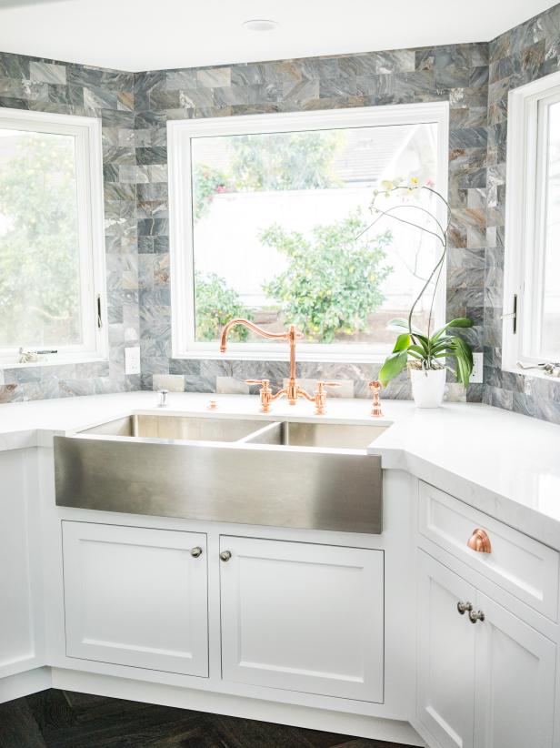 Kitchen Ideas With A Corner Sink Hgtv