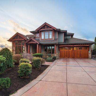 Craftsman Complements Forest Setting
