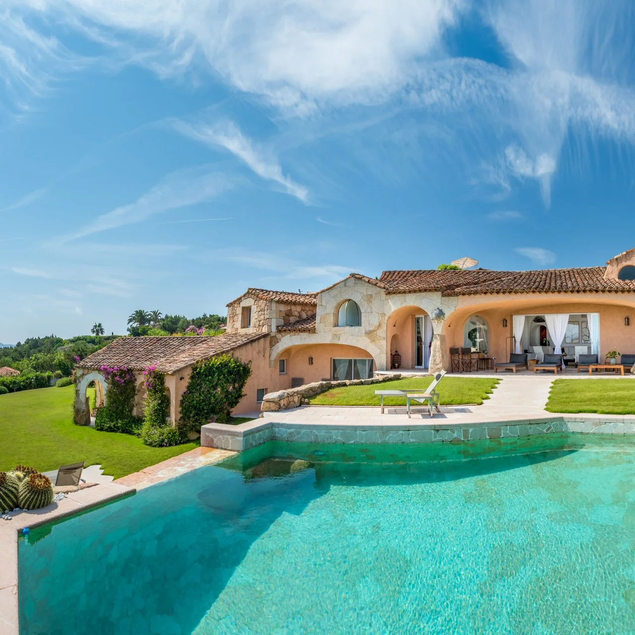 Italian Villa Homes Pool Italian Villa By The Beach Near Rome