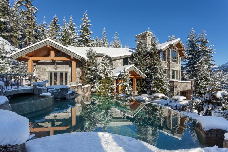 luxury vacation home in the mountains