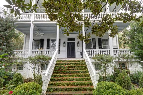 Pre-Civil War Home With Porch