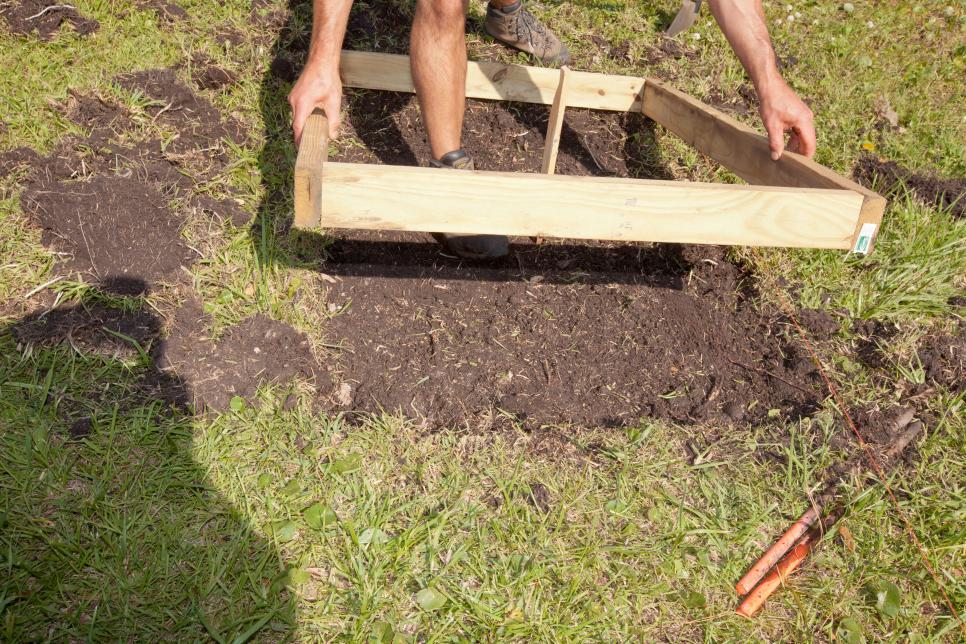 Setting The Horseshoe Pit Frame Hgtv