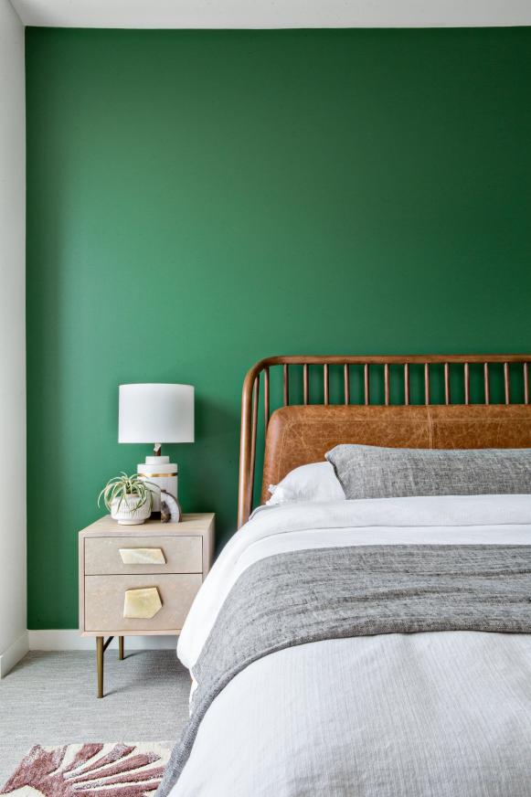 Green Accent Wall in Midcentury-Modern Bedroom