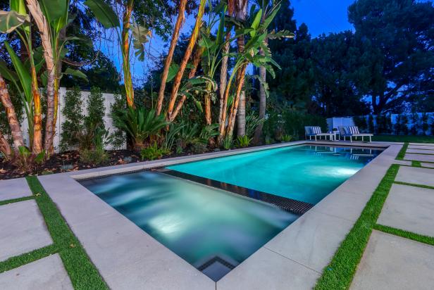 above ground pool on concrete pad