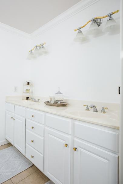 How To Paint Your Bathroom Vanity - Can You Paint A Bathroom Sink Cabinet