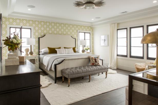 The guest bedroom 2 of Drew Scott and fiancé Linda Phan’s newly renovated home in Los Angeles, as seen on Property Brothers at Home: Drew’s Honeymoon House. After 0118.
