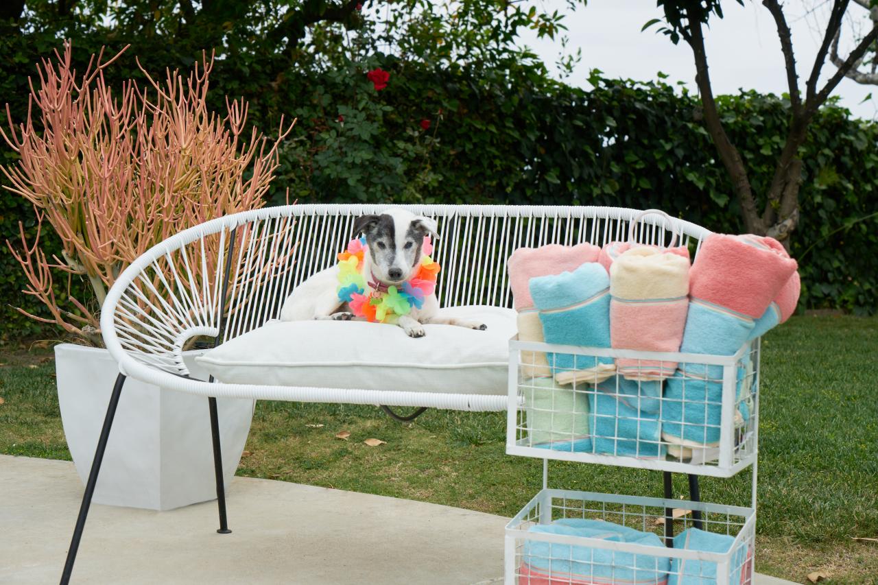 12 Essential Pool Party Ideas for Your Summer Soirée - PartySlate