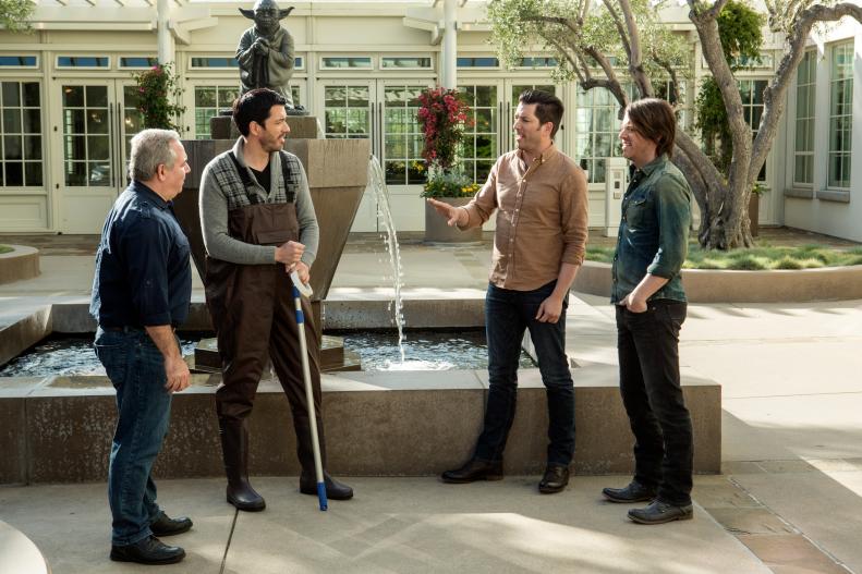 After losing the annexed spaces challenge on Brother vs Brother, Drew Scott must clean the Yoda statue at the legendary Lucasfilm with a Storm Trooper toothbrush while winning brother Jonathan enjoys an exclusive, private tour of the studios.