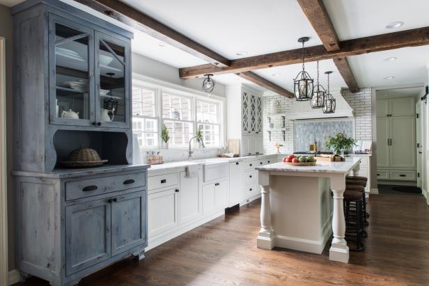Cottage Kitchen With Gray Cabinet