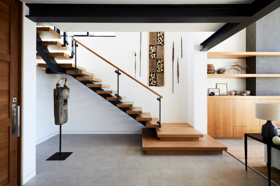 20 Staircase Decorating Ideas | Hgtv