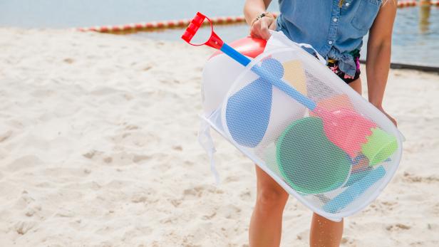 7 Weird Items That Are Super Useful at the Beach