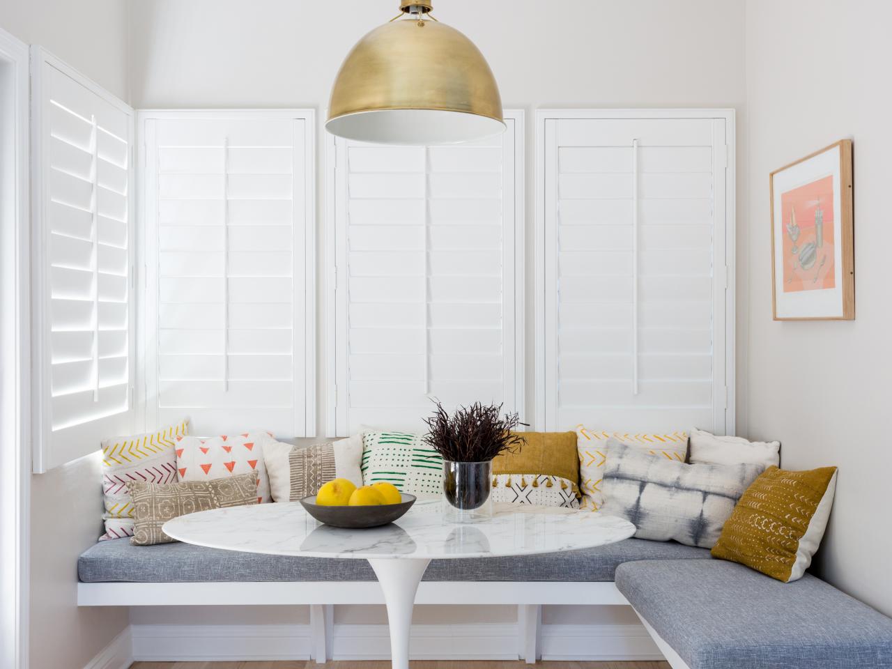 Modern breakfast store nook table