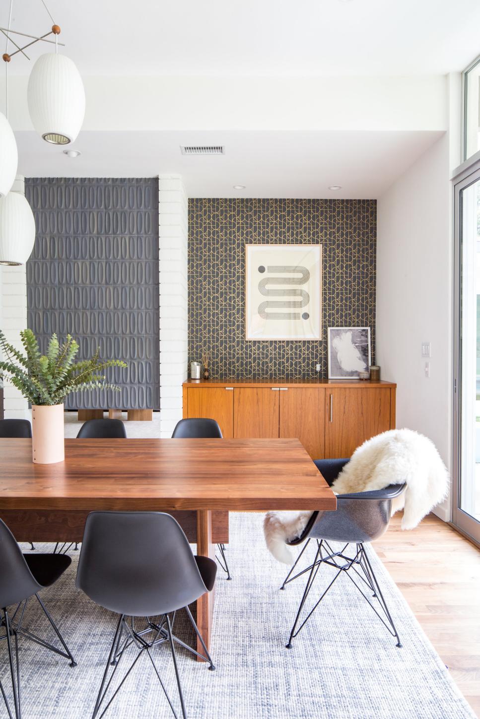 Midcentury Modern Dining Room With Wallpaper | HGTV