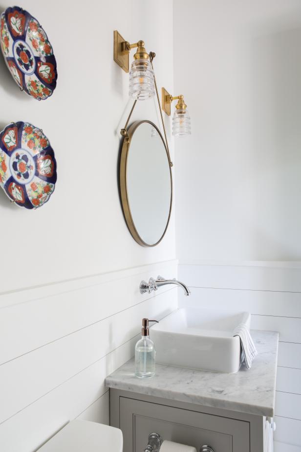 Modern White Cottage Guest Bathroom With Wall Mounted Faucet And
