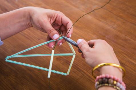 Plastic Straw Craft: DIY Faux Copper Planter