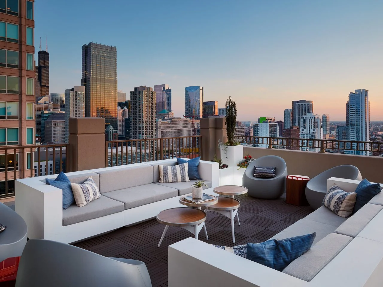 Spacious Rooftop Rooftop Design With Room