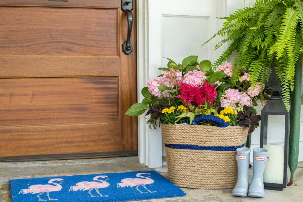 Has your plastic laundry basket seen better days? Give it new life as a chic, nautical-inspired planter.