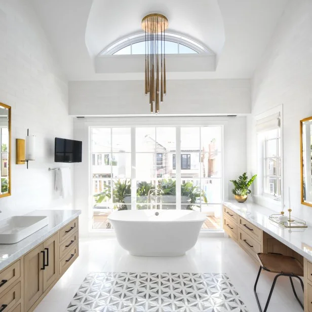 Energy-Efficient Bathroom Lighting Solutions for Modern Homes: Bright Ideas