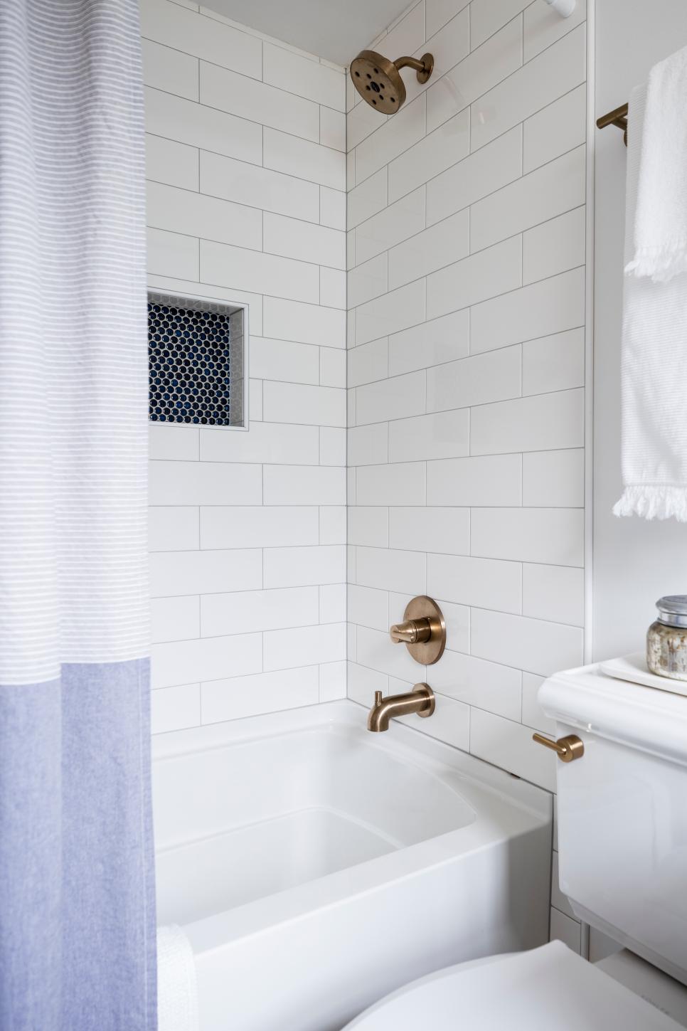 White Bathroom With Subway Tile And, Modern White Tile Bathroom
