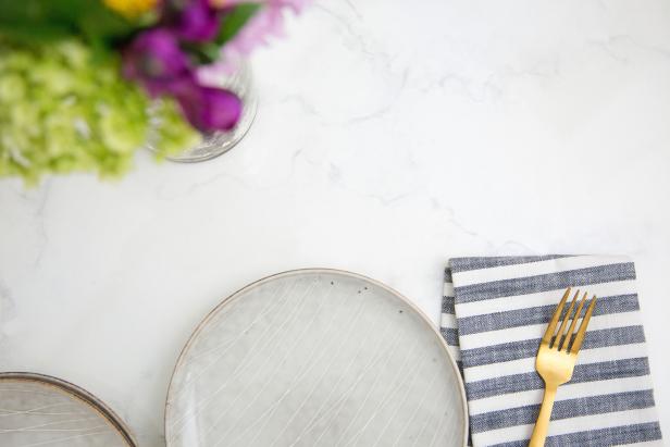 DIY Faux Marble Table