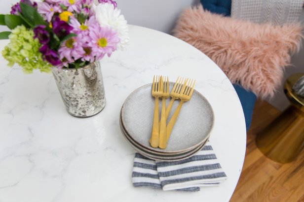 Are real marble surfaces outside your budget? Get the look for less with our easy DIY.