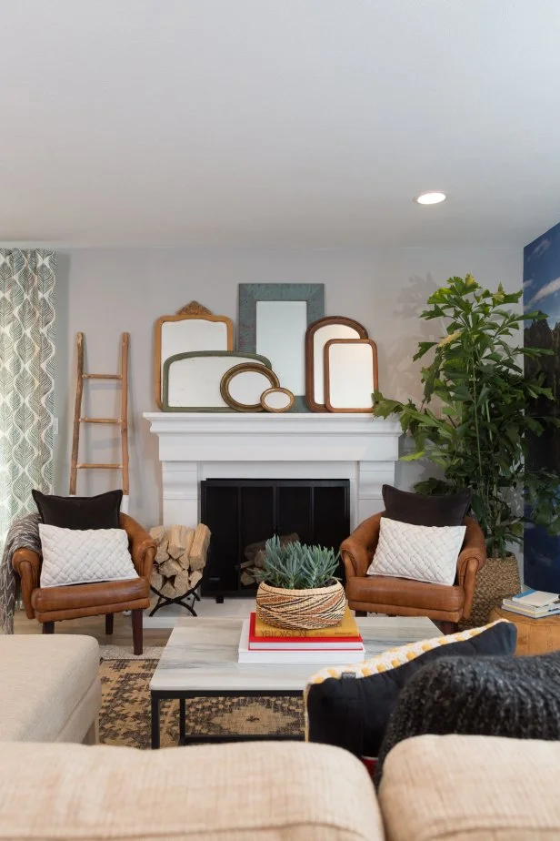 How to Decorate around a Large Wall Mirror: Stunning Style Tips