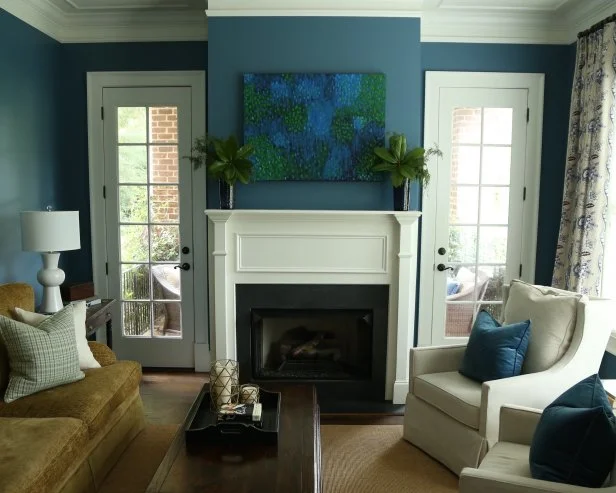How to Decorate Walls on Either Side of Fireplace: Stunning Ideas