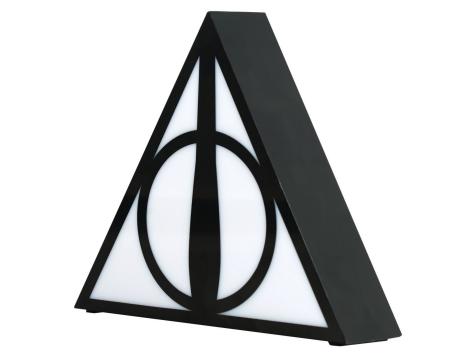 Throw a Harry Potter Halloween Party With These Wizarding Essentials