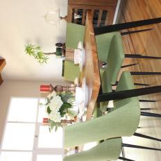 Dining Room With Midcentury Modern Chairs And Table 