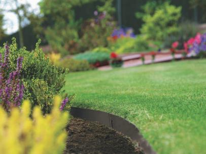 20 Garden Edging Ideas for Lawn and Flower Bed Borders
