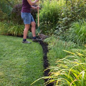 Garden Edging Ideas & Tips | HGTV