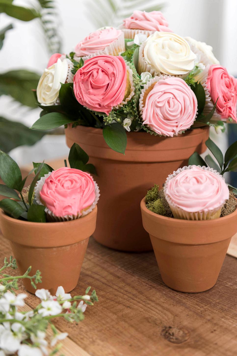 DIY Cupcake Bouquet in a Terra-Cotta Pot | HGTV