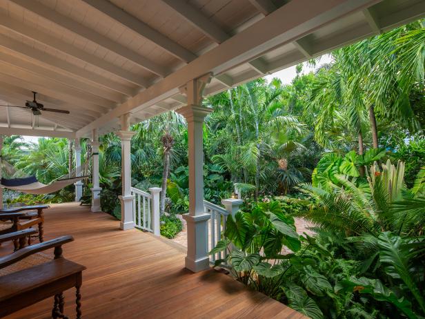 Tropical Secret Garden | Craig Reynolds Landscape Architecture | HGTV
