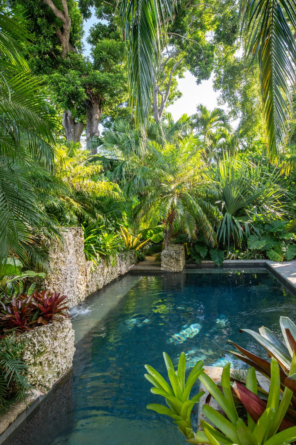 Creatice Tropical Pool Landscaping for Simple Design