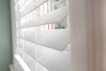 Cleaning Window Blinds, How To Clean Vinyl Blinds In Bathtub