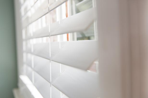 Cleaning Window Blinds, How To Spot Clean Outdoor Fabric Blinds