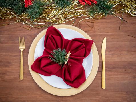 10 Festive and Easy Ways to Fold Napkins for the Holidays