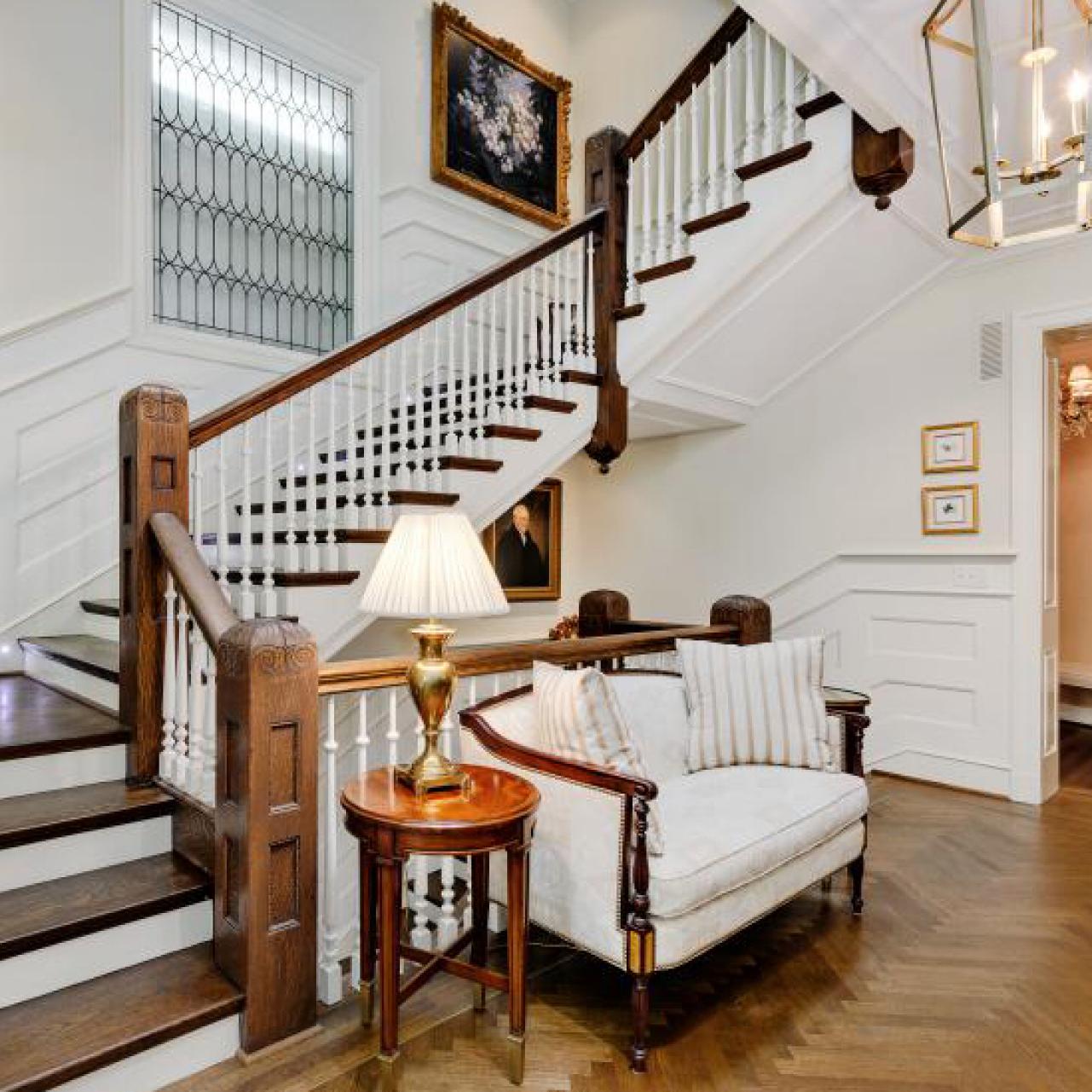 4 Timeless Wood Stair Ideas That Will Never Lose Style