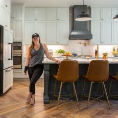 Behind the Scenes: Mina Starsiak in Remodelled Kitchen 