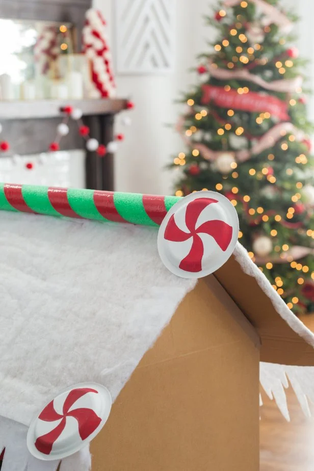 Diy Cardboard Gingerbread Playhouse For Christmas 