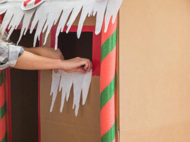 DIY Cardboard Gingerbread Playhouse For Christmas | HGTV