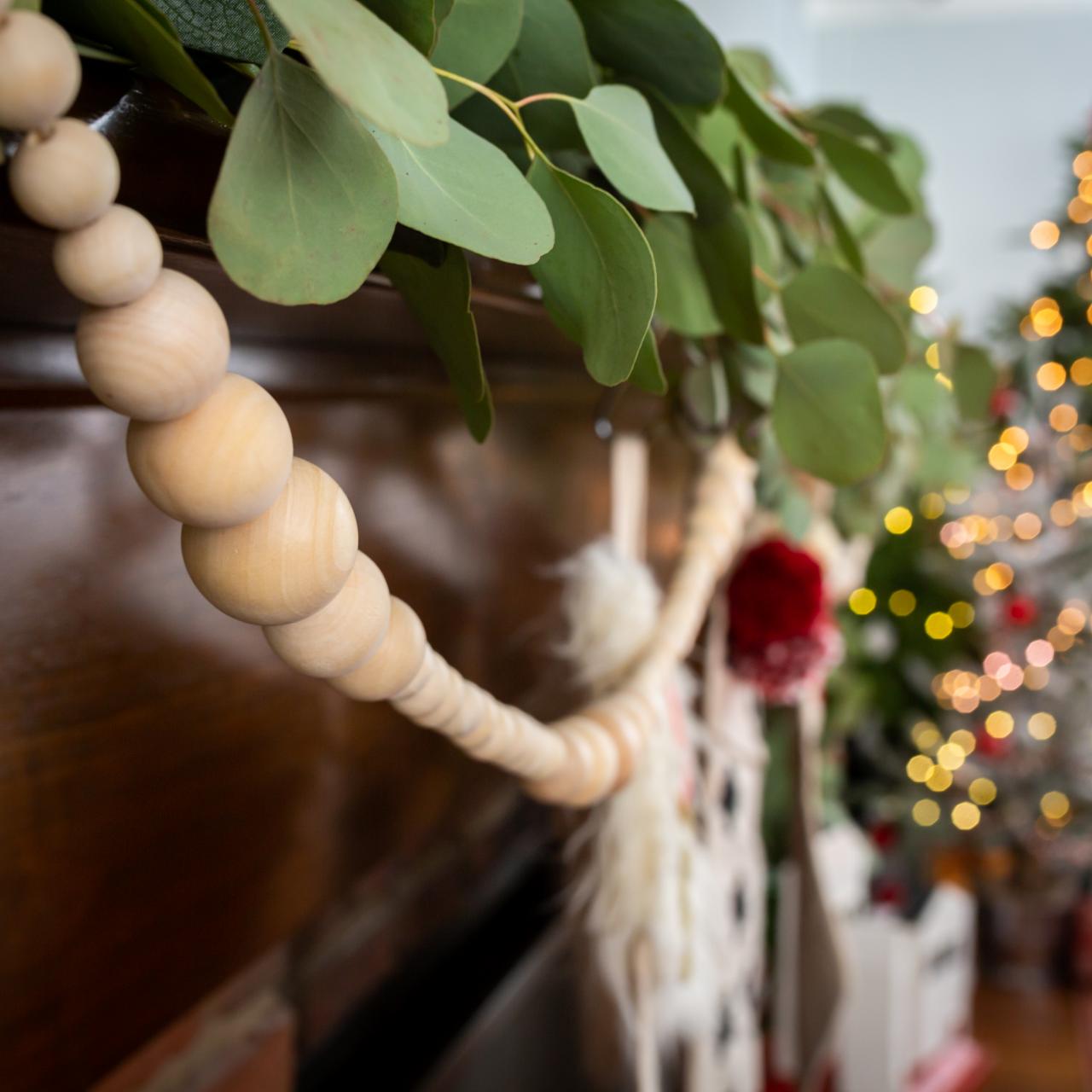 DIY Christmas Decor With Wooden Craft Beads