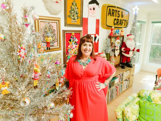 Decorating For The Holiday With Tips Crafts And Idea Photos Hgtv The beauty of work schedule. decorating for the holiday with tips