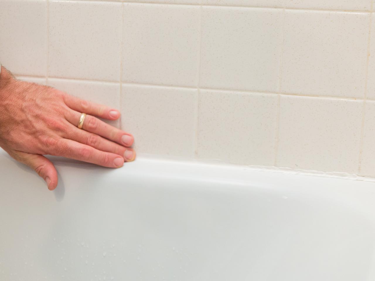 How To Caulk A Shower Recaulking, Diy Caulking Bathtub