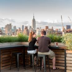 Rooftop Eating Bar With New York View