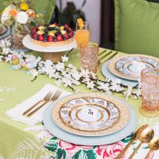 Beautiful Spring or Easter Table Setting