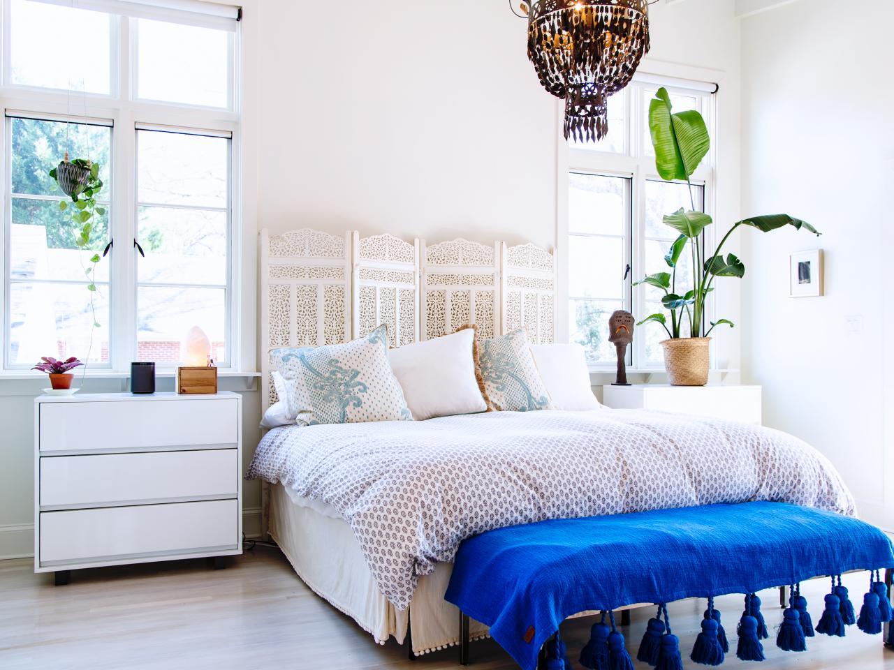 Short top white headboard