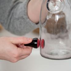 cleaning glass with magnetic scrubber