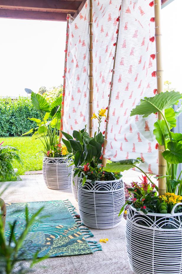 Budget Friendly Diy Outdoor Privacy, Do It Yourself Patio Privacy Screens