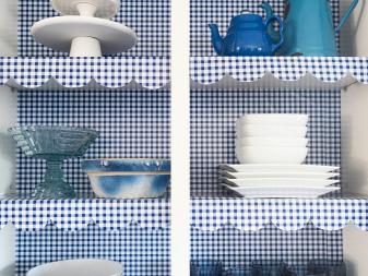 Cozy Cottage Kitchen With Gingham Shelf Liner